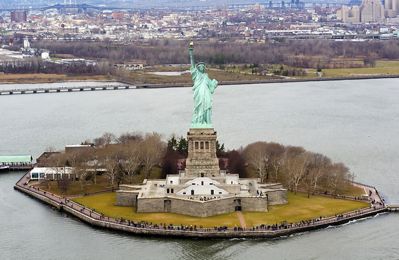 Amazing facts - Statue of liberty