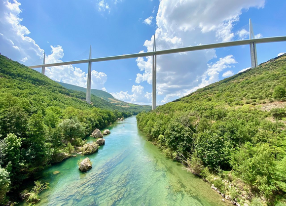 15 Millau Viaduct amazing facts